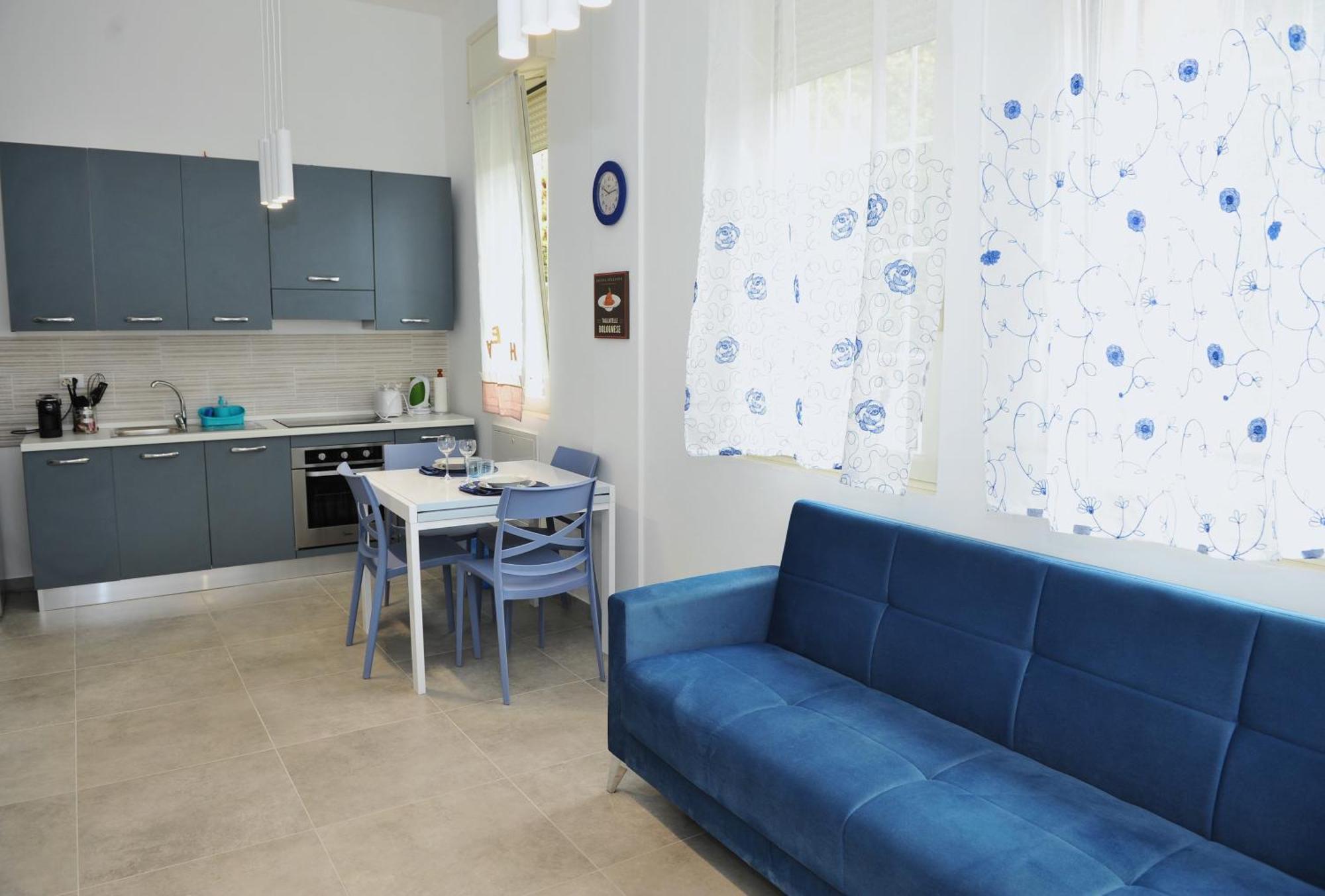 Apartamento La Dimora In Blu Bolonia Exterior foto